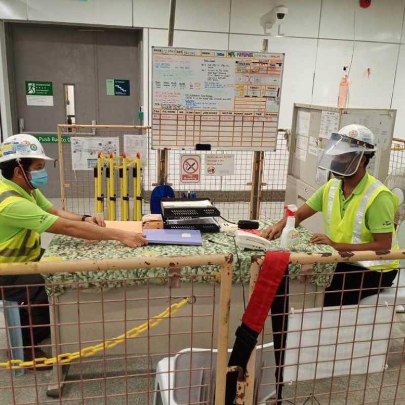 061b5fcf-bfc6-47f8-8bc4-6c4516e56e4b